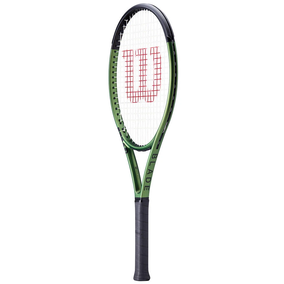 Wilson Blade 26 Inch V8 Graphite Junior Tennis Racket - Image 2