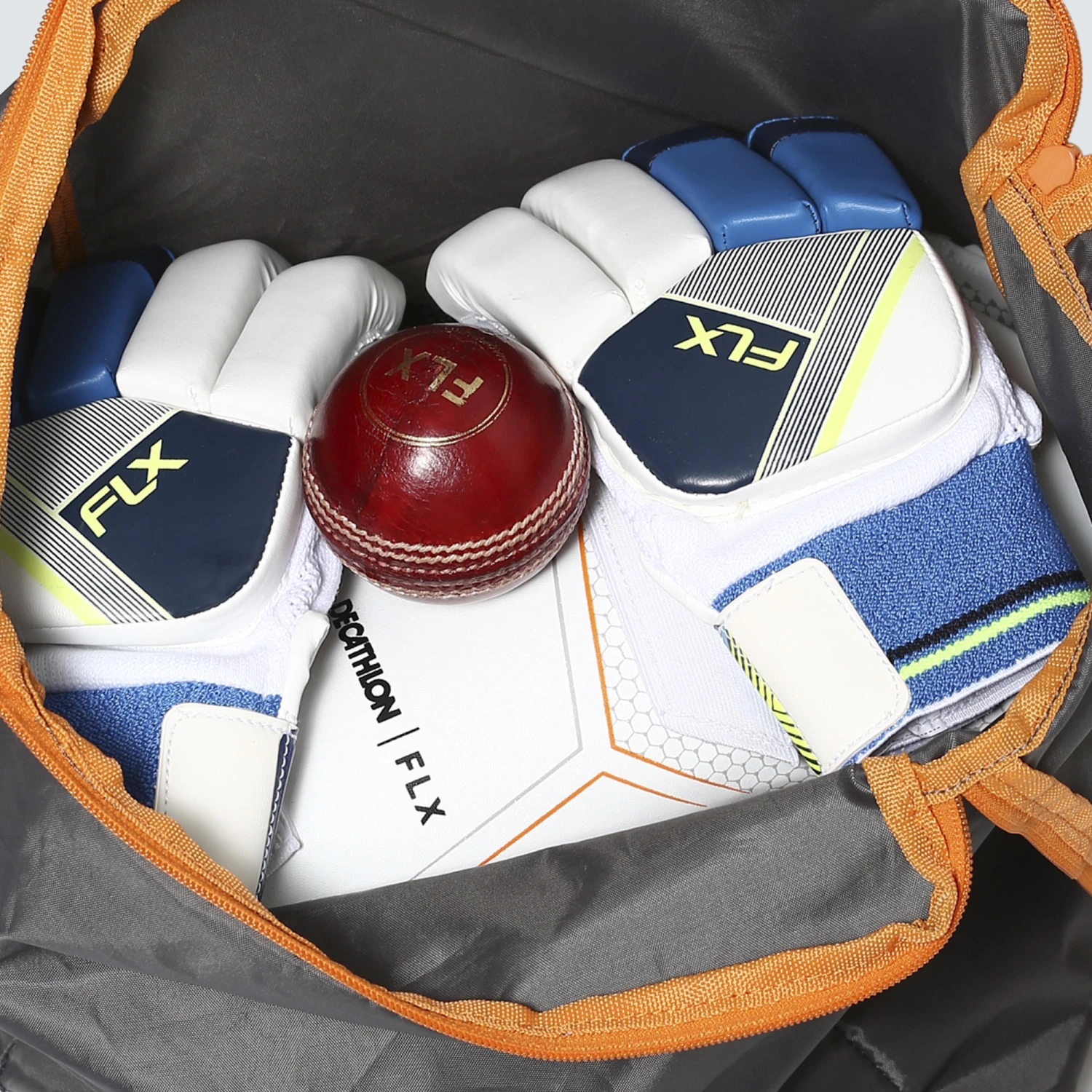 75 L CRICKET KIT BAG - Image 8